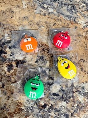 M&M'S Keychain Set - Red, Yellow, Green, Orange Faces
